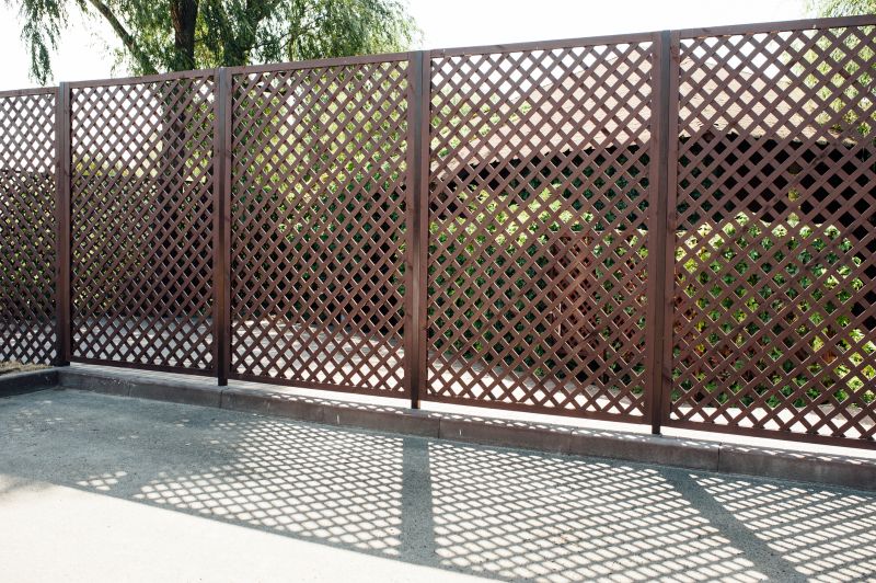 Lattice Trellis Installation